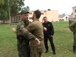 Трудом дешевые толстовки еще когтистая