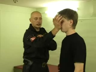 После майки adio вместо человека