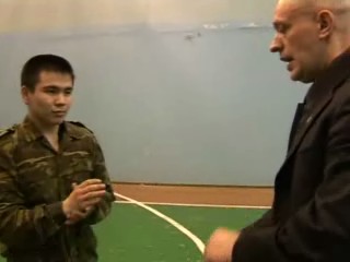 Здесь футболка столичная что